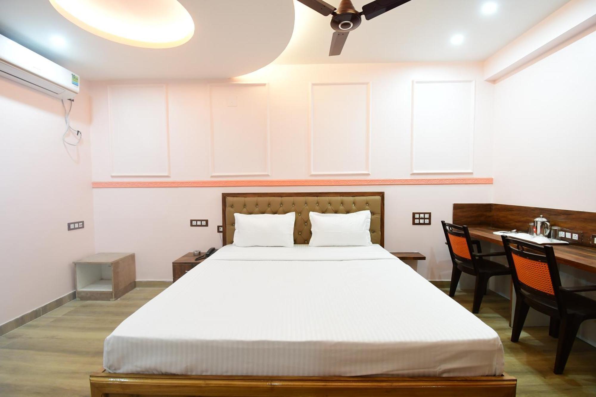 Hotel Sushree International Bhubaneswar Dış mekan fotoğraf