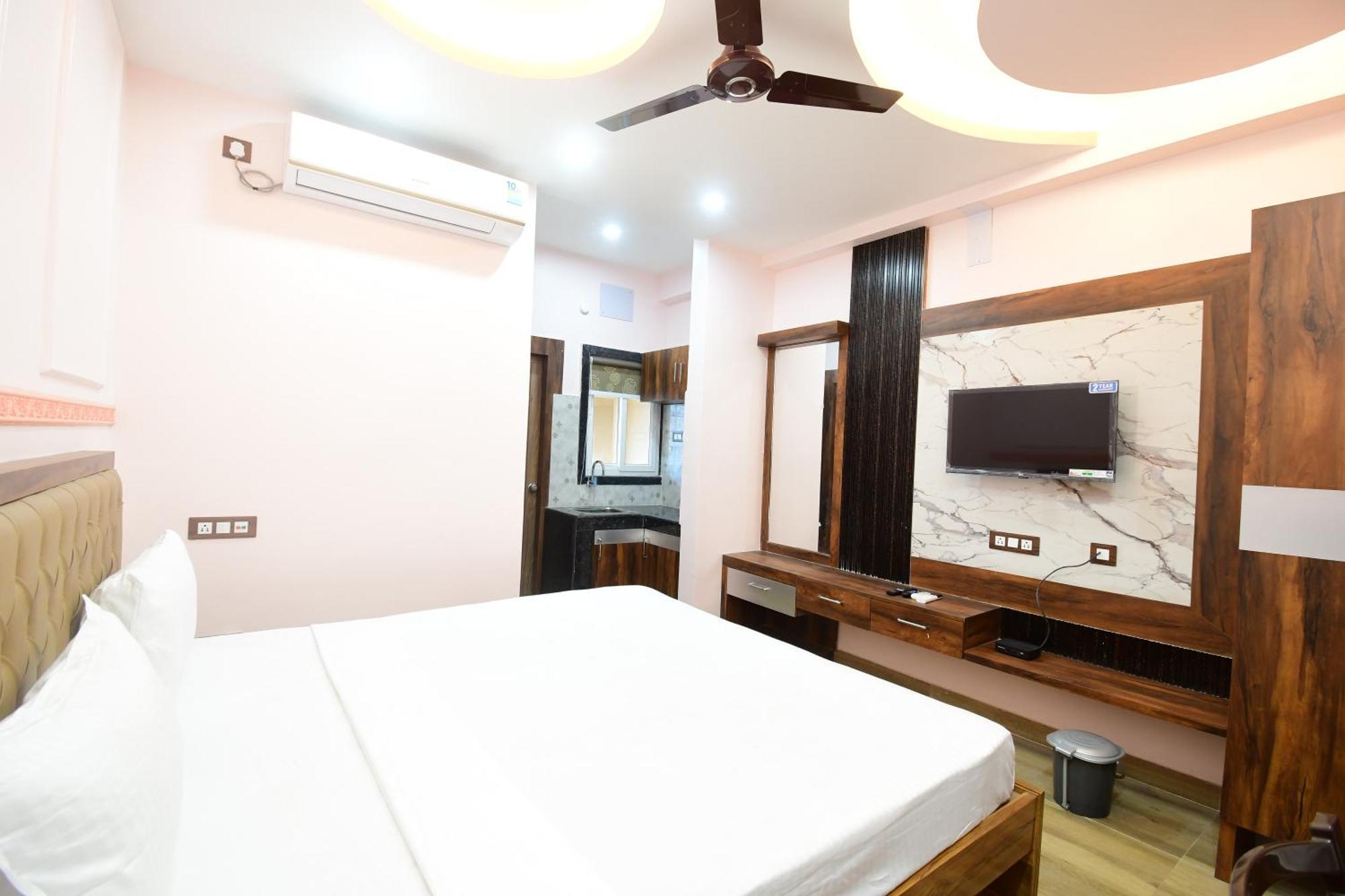 Hotel Sushree International Bhubaneswar Dış mekan fotoğraf